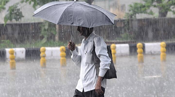 Meteorological Department forecast rain in many parts of North, Northeast India for five days उत्तर और पूर्वोत्तर भारत के कई हिस्सों में पांच दिनों तक बारिश की संभावना, IMD ने जताया अनुमान 