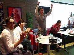 नीरज चोपड़ा की उपलब्धि पर खुशी से झूम उठे सुनील गावस्कर, आशीष नेहरा ने भी किया जमकर डांस