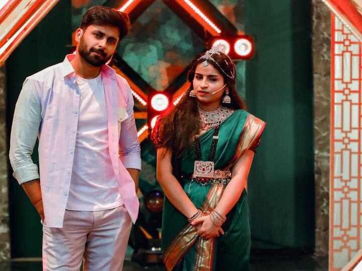அதில் அனைத்து போட்டியாளர்கள் மற்றும் கோமாளிகள் மீண்டும் வந்து பங்கேற்று இருக்கிறார்கள். வழக்கமாக அவர்கள் ஒன்று சேர்ந்தால் என்ன ஆகும் என எல்லோருக்கும் தெரியும், காமெடி அட்ராசிட்டிக்கு பஞ்சம் இருக்காது.