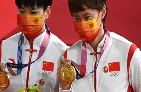 Tokyo Olympic 2020 US  got 39 gold and get first place in  Olympic medal telly Tokyo Olympic: છેલ્લે દિવસે ચીનને પછાડીને ક્યો દેશ નિકળી ગયો આગળ ને બની ગયો મેડલ જીતવામાં નંબર 1 ?