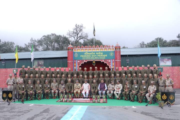 भारत-चीन वास्तविक नियंत्रण रेखा (एलएसी) पर सुरक्षा के लिए तैनात इंडो-तिब्बत बॉर्डर पुलिस (आईटीबीपी) बल ने रविवार को मसूरी में प्रशिक्षण पूरा करने के बाद अपनी पहली दो महिला अधिकारियों को युद्धक भूमिकाओं में शामिल किया.