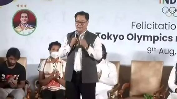 महिला हॉकी टीम ने हमें बहुत रुलाया लेकिन वो गर्व के आंसू थे: Kiran Rijiju