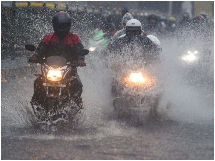 How To Safely Ride A Motorcycle In The Rain Reviewmotors co