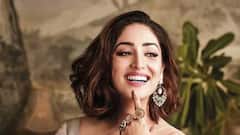 Yami Gautam: কলকাতায় বাইপাসের ধারে বৃষ্টিতে ভিজলেন ইয়ামি