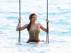 Actress vedika Pics |  கள்ள விழிகளில் கண் கொத்தி சென்றாயே - வேதிகா ஆல்பம்