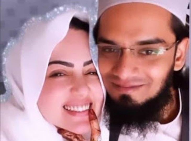 Maldives में छुट्टियां मना रही हैं Sana Khan, शौहर Mufti Anas Saiyed ने खींची ऐसी तस्वीरें