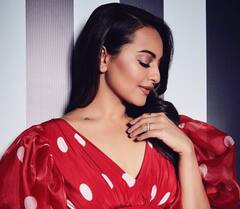 Sonakshi Sinha on Instagram: సోనాక్షి 20 మిలియన్ సెలబ్రేషన్స్