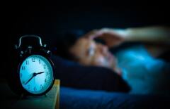 Late Night Sleep: বেশিক্ষণ রাত জাগছেন? অজান্তেই মারাত্মক বিপদ ডেকে আনছেন নিজের