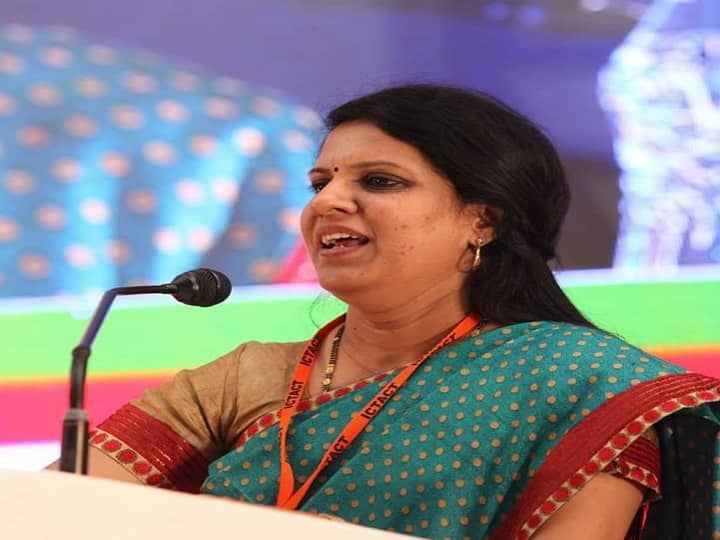 Tamil pattimandram fame bharathi baskar hospitalized fans wish her speedy recovery Bharathi Baskar | 