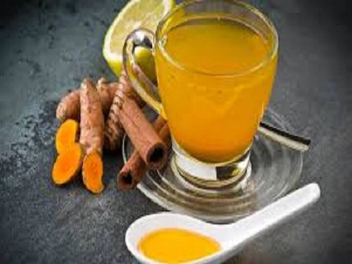 Turmeric-Tulsi Brew: Healthy Drink That Boosts Immunity Turmeric-Tulsi Brew: Healthy Drink That Boosts Immunity