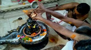 Shravan 2021: શ્રાવણ મહિનાના સોમવારનું શું છે મહત્વ ? જાણો કેવી રીતે કરજો પૂજા