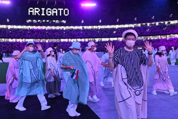 Performers wave to the crowd during the closing ceremony of the Tokyo 2020 Olympic Games, at the Olympic Stadium, in Tokyo, on August 8, 2021. (Image: AFP)