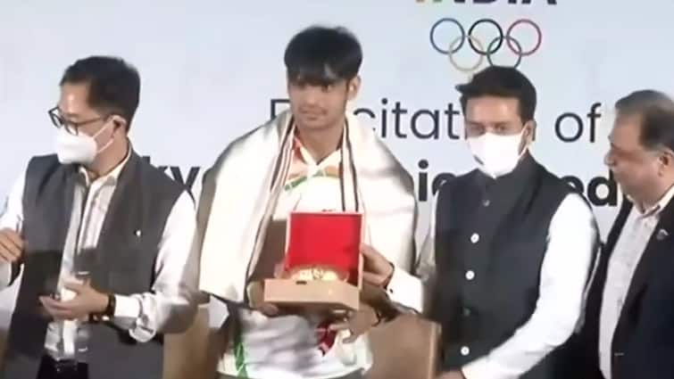 नीरज चोपड़ा ने गोल्ड कामयाबी पर कहा- शरीर पूरी तरह दुख रहा था लेकिन पदक के सामने कुछ नहीं था