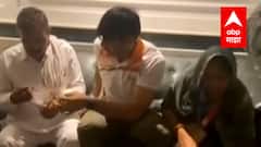 Neeraj Chopra family | सुवर्णपदक विजेता नीरज चोप्रा आई-वडिलांच्या भेटीला, उपस्थितही भारावले