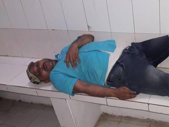 जौनपुर: पुलिस एनकाउंटर में घायल हुआ हिस्ट्रीशीटर बदमाश, 25 हजार का था इनाम जौनपुर: पुलिस एनकाउंटर में घायल हुआ हिस्ट्रीशीटर बदमाश, 25 हजार का था इनाम