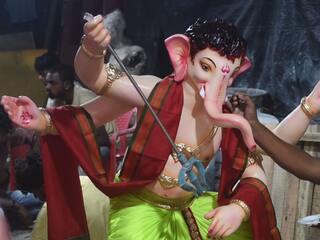 Ganesh Chaturthi 2021: ગણેશ ચોથ ક્યારે ? દસ દિવસમાં આ ચીજોનો બાપાને લગાવો ભોગ, તમામ વિઘ્ન થશે દૂર