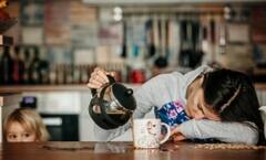 Late Night Sleep: বেশিক্ষণ রাত জাগছেন? অজান্তেই মারাত্মক বিপদ ডেকে আনছেন নিজের