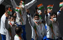 In PICS | Bajrang Punia Hoists Indian Tricolour High During Olympics Closing Ceremony