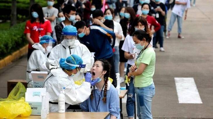 Delta variant of corona virus wreaks havoc in china 30 officers will be punished for negligence ચીનમાં કોરોનાના ડેલ્ટા વેરીયન્ટને અટકાવી નહીં શકેલા 30 ટોચના અધિકારી સામે કાર્યવાહી,  જાણો કોણ કોણ ચડ્યા ઝપટે ?