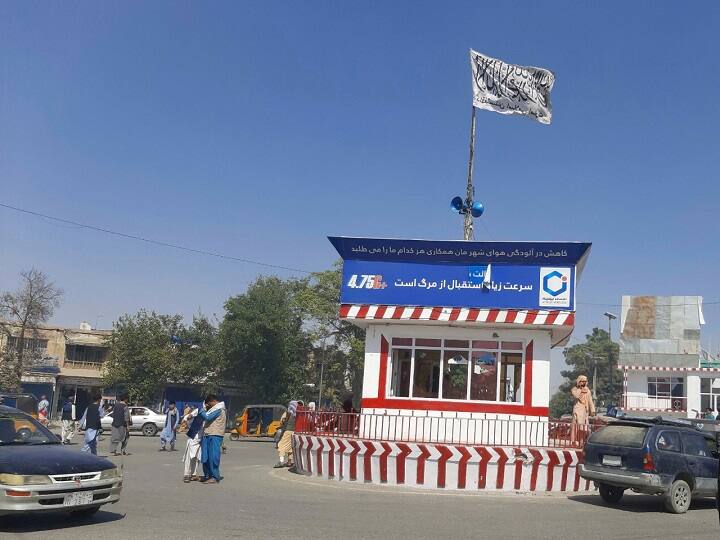British army said seven Afghan civilians dead killed in stampede at Kabul airport अफगानिस्तान में हालात बेहद खराब, काबुल हवाईअड्डे पर मची भगदड़ में 7 अफगान नागरिकों की मौत- ब्रिटेन
