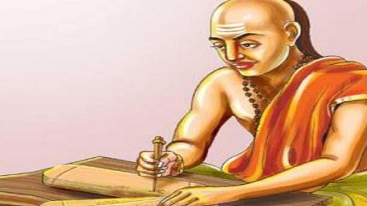 Chanakya Niti: మీ జీవితంలో ఆ ఇద్దరి మీదా ఎప్పుడూ నోరు పారేసుకోవద్దు…ఎవరా ఇద్దరు....చాణక్యుడు ఎందుకలా చెప్పాడు…