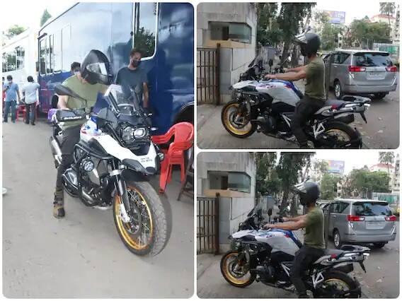 મુંબઇઃ મોંઘી કારો ચલાવવાનો ટ્રેન્ડ હવે બૉલીવુડમાં બદલાઇ રહ્યો છે. મોટાભાગના એક્ટર્સ અને સ્ટાર્સ હવે પોતાના કામ માટે ઘરેથી કારની જગ્યાએ બાઇક લઇને નીકળી રહ્યાં છે. જુઓ શાહિદ કપૂરની લેટેસ્ટ બાઇક વાળી તસવીરો...