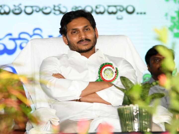 YSR Nethanna Nestham Scheme: AP Govt To Release Rs 24,000 For Each Handloom Worker In Third Tranche YSR Nethanna Nestham Scheme: AP Govt To Release Rs 24,000 For Each Handloom Worker In Third Tranche