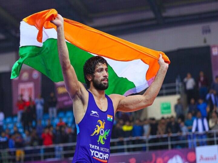 will not relax until i fulfill my dream of winning gold in olympics ravi dahiya ANN टोक्यो ओलंपिक के सिल्वर मेडल विजेता रवि दहिया ने कहा- 'जब तक गोल्ड नहीं ले आता तब तक चैन से नहीं बैठूंगा'