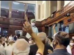 राज्यसभा में भारी बवाल: काले कपड़े में दिखे विपक्ष के सांसद, चेयर की ओर फेंकी गई रूल बुक, जमकर हुई नारेबाजी