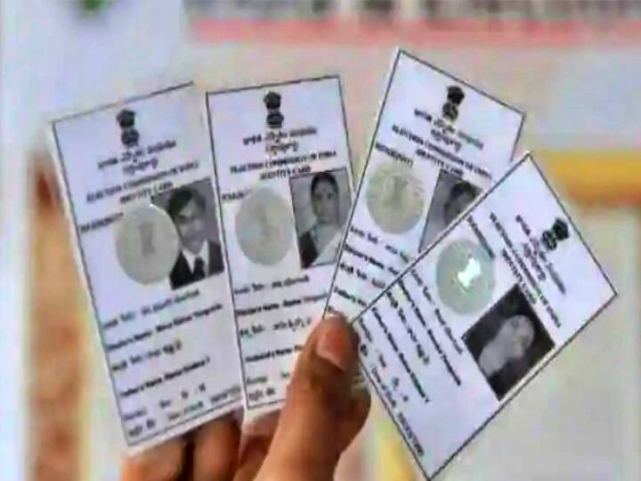 Voter ID Card-Aadhar Linking Voter ID Card-Aadhar Linking:  હવે મતદાર યાદીને પણ આધાર કાર્ડ સાથે લિંક કરાશે, સરકારે જાહેર કર્યું નોટિફિકેશન