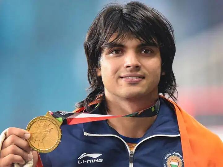 Olympic Gold Medalist Neeraj Chopra wants to see this actor in his biopic ઓલિમ્પિક ગૉલ્ડ મેડાલિસ્ટ નીરજ ચોપડા પોતાની બાયૉપિકમાં રણબીર કે રણવીર નહીં, આ સુપરસ્ટારને જોવા માગે પોતાના રૉલમાં, જાણો કોણ છે.....