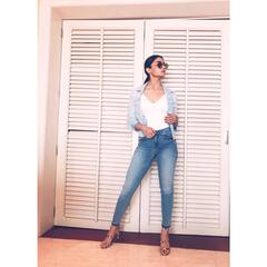 Bollywood Fashion: कैसी होनी चाहिए आपकी Jeans? रोज़ाना पहनी जाने वाली Jeans से कैसे मारें impression? सीखें Alia Bhatt, Janhvi Kapoor, Kiara Advani के Secret नुस्ख़े