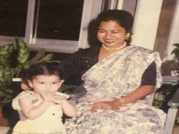 ராதிகா சரத்குமார் சிறந்த நடிகை, தொழிலதிபர் மற்றும் தயாரிப்பாளர் ஆவார், இவர் தமிழ் மற்றும் தெலுங்கு சினிமாவில் நடித்து வருகிறார் .