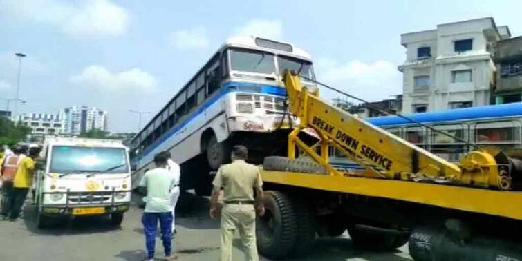 2nd Hooghly bridge bike accident, 1 died Second Hoogly Bridge Bike Accident: দ্বিতীয় হুগলি সেতুতে ভয়াবহ দুর্ঘটনা, বাসের ধাক্কায় মত্যু ১ বাইকআরোহীর