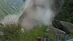 Himachal Landslide: 2 killed & 10 injured in Kinnaur accident