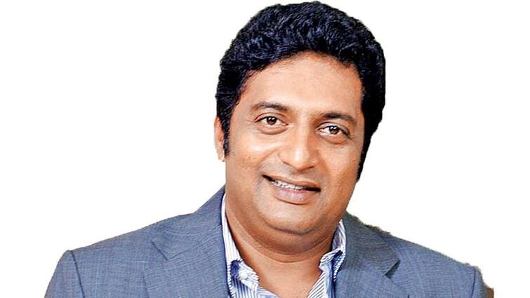 Actor Prakash Raj accident: Actors going to hyderabad for surgery of fracture Prakash Raj Accident: દિગ્ગજ એક્ટર પ્રકાશ રાજને અકસ્માતમાં થયુ ફેક્ચર, હૈદરાબાદમાં કરાવશે સર્જરી