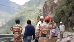 Haridwar से चली बस पर हिमाचल में गिरा पहाड़, 60 जानों के दबे होने की आशंका | Uttarakhand Prime