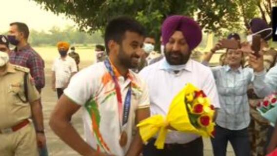Olympics 2020: অমৃতসরে ফিরলেন ভারতীয় হকি দলের সদস্যরা
