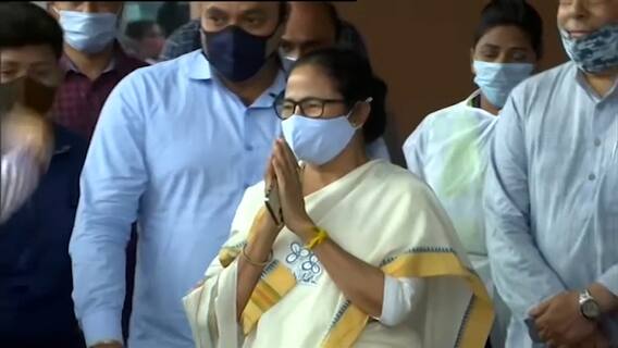 Mamata Banerjee: রোমে বিশ্ব শান্তি বৈঠকে আমন্ত্রিত মুখ্যমন্ত্রী, একই মঞ্চে থাকবেন জার্মান চ্যান্সেলরও