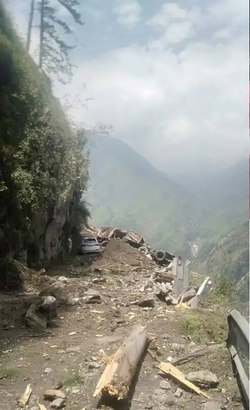 Kinnor landslide accident 10 killed ਕਿਨੌਰ ਹਾਦਸਾ: ਮਰਨ ਵਾਲਿਆਂ ਦੀ ਗਿਣਤੀ ਵਧੀ, 25-30 ਲੋਕ ਅਜੇ ਵੀ ਮਲਬੇ ਹੇਠ ਫਸੇ 