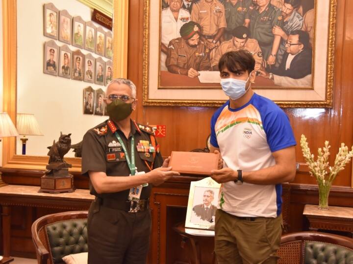 जब सेना प्रमुख नरवणे से मिले सूबेदार 'गोल्डेन बॉय' नीरज चोपड़ा, उपलब्धि पर दी बधाई