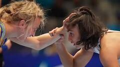 Tokyo Olympics में अनुशासनहीनता के लिए स्टार पहलवान Vinesh Phoghat निलंबित | ABP Ganga