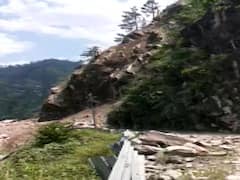 PHOTOS: किन्नौर में बड़ा हादसा, भूस्खलन होने से यात्रियों से भरी बस दबी, 10 शव बरामद, 25 से अधिक लोग लापता