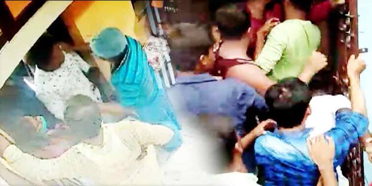 Hooghly: অন্তঃসত্ত্বার প্রসবের সময় উপস্থিত থাকেননি, চিকিৎসকের বাড়িতে চড়াও পরিজনরা ! Hooghly Dankuni Doctors house allegedly attacked as he was not present during delivery of pregnant Hooghly: অন্তঃসত্ত্বার প্রসবের সময় উপস্থিত থাকেননি, চিকিৎসকের বাড়িতে চড়াও পরিজনরা !