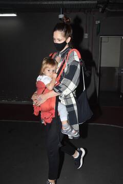 बहुत क्यूट है अभिनेत्री Kalki Koechlin की बेटी Sappho, इनके सामने सारे स्टारकिड्स हैं फेल, देखें एयरपोर्ट से आईं ताजा तस्वीरें