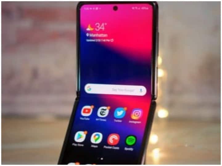 buy samsung galaxy z flip 3 phone with big discount in offer, see details Discount on Galaxy Z Flip 3: સેમસંગના આ ધાંસૂ ફોન પર મળી રહ્યું છે બમ્પર ડિસ્કાઉન્ટ, જાણો શું છે ઓફર..............