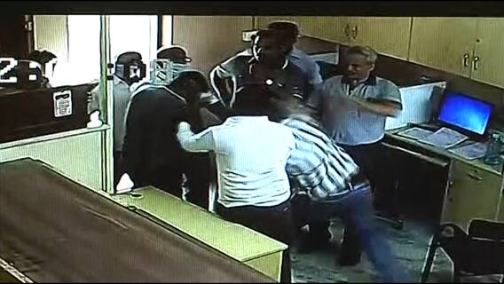 Aurangabad Crime : औरंगाबादमध्ये प्रसिद्ध उद्योजक नित्यानंद भोगले यांना गुंडांची मारहाण ABP Majha