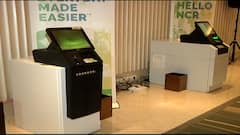 RBI चा बँकांना झटका ; ATM मध्ये नोटा नसतील तर बँकांना आर्थिक दंड भरावा लागणार ABP Majha