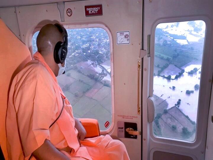 UP's 24 districts in the grip of floods, CM Yogi Adityanath did aerial survey Flood in UP: बाढ़ की चपेट में यूपी के 24 जिले, CM योगी आदित्यनाथ ने किया हवाई सर्वेक्षण