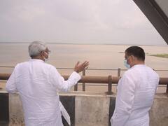 Bihar Flood News: गंगा के बढ़ते जलस्तर ने बढ़ाई सरकार की बेचैनी, खुद जायजा लेने निकले CM नीतीश कुमार